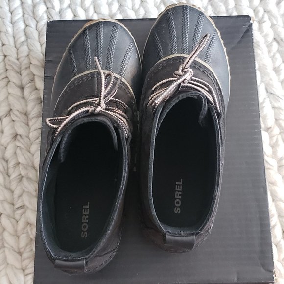 Sorel Out n About Waterproof Rain Duck Boots - Picture 7 of 9